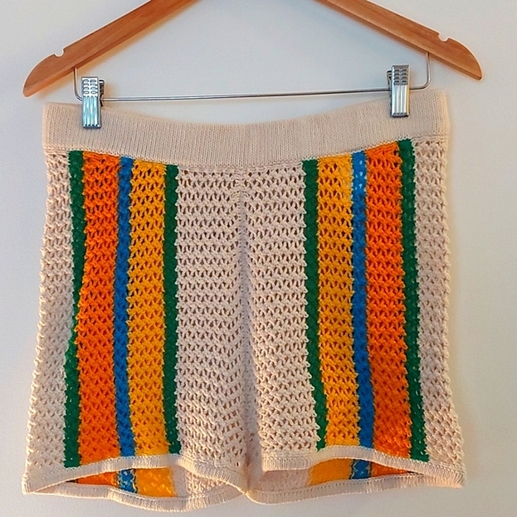 NWT High Waisted Blissful Booty Shorts Crochet Amber Waves Coverup Size L - Picture 4 of 8